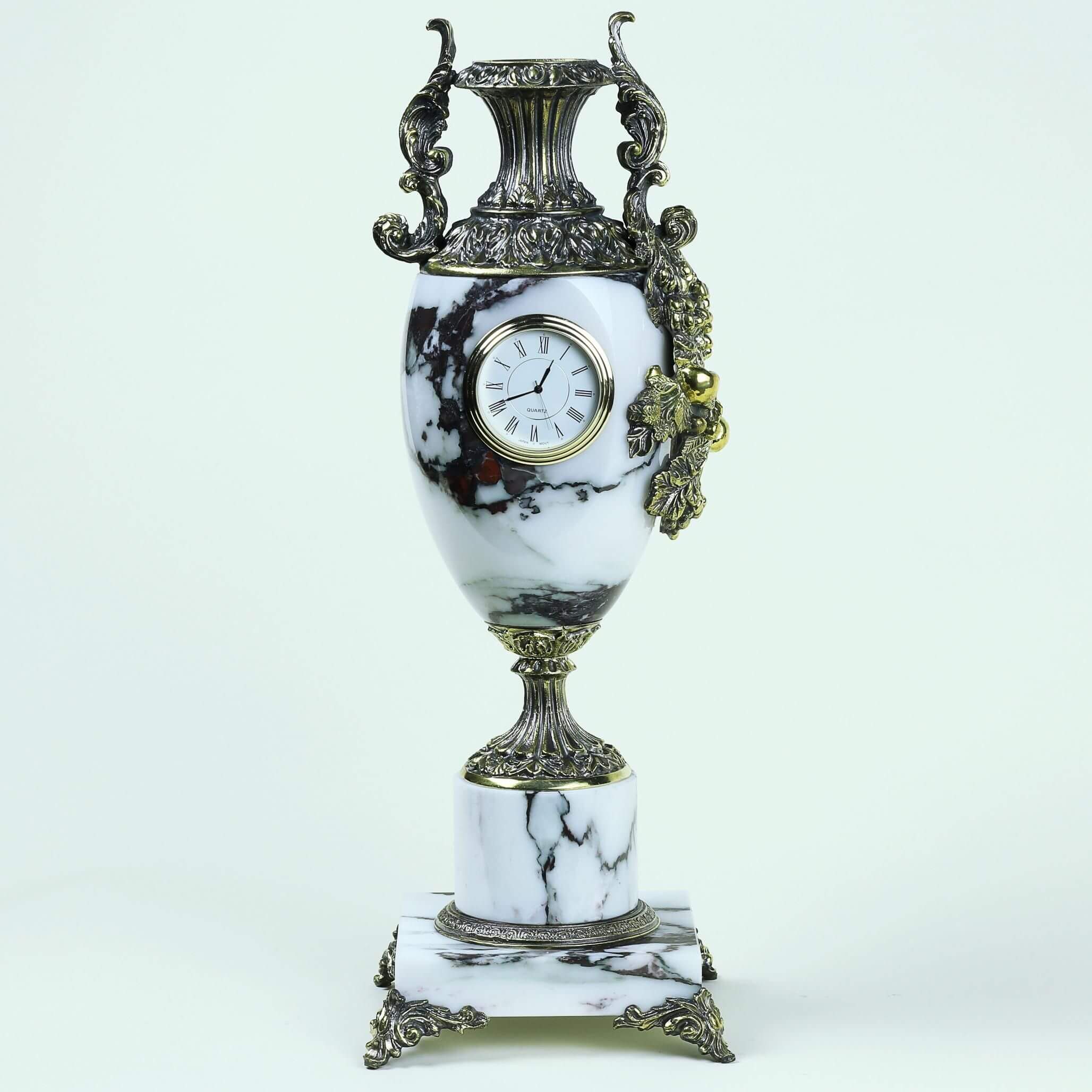 ваза часы. ваза baccarat antique. часы каминные фарфоровые германия. Antique-french-ormolu-and-sevres-porcelain-clock-for-sale-picture-11. часы настенные ваза с цветами.