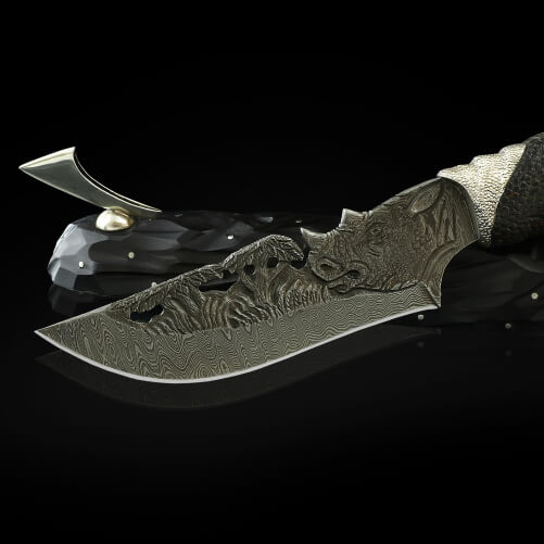 Изображение «Авторский нож Носорог на подставке»