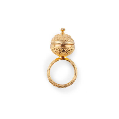 Изображение «Женский позолоченный перстень с тайником»