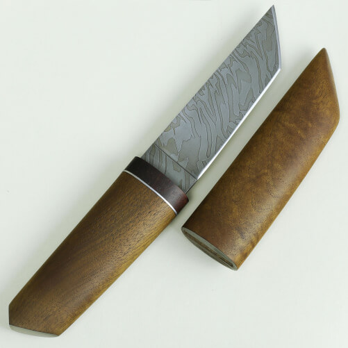 Изображение «Нож из дерева с дамасской сталью Танто»