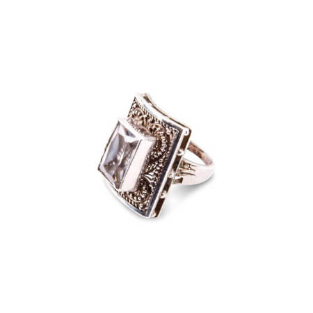 Изображение «Женское кольцо с филигранью»
