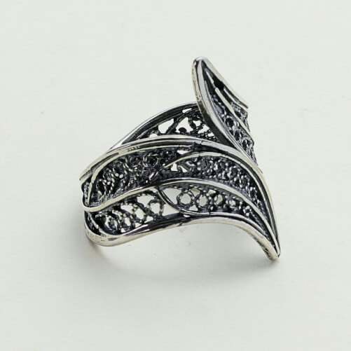 Изображение «Безразмерное кольцо с филигранью из серебра»