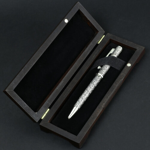 Изображение «Серебряная ручка Кубачи с резьбой»